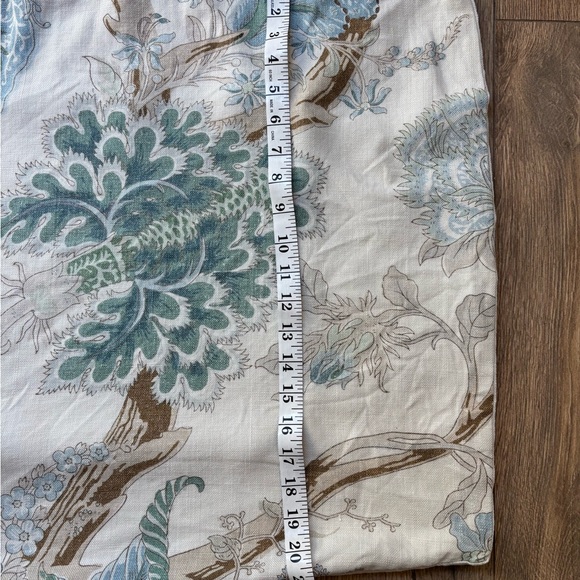 Linen Floral Pillow Cover 22 inches Square Handmade - Picture 6 of 7